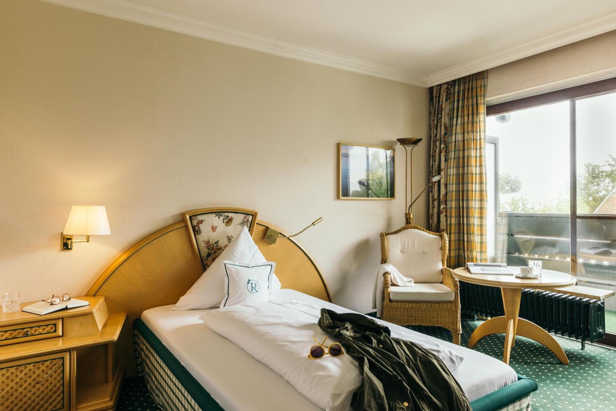 Garden-Hotel Reinhart พรีนอัมคิมซี ภายนอก รูปภาพ