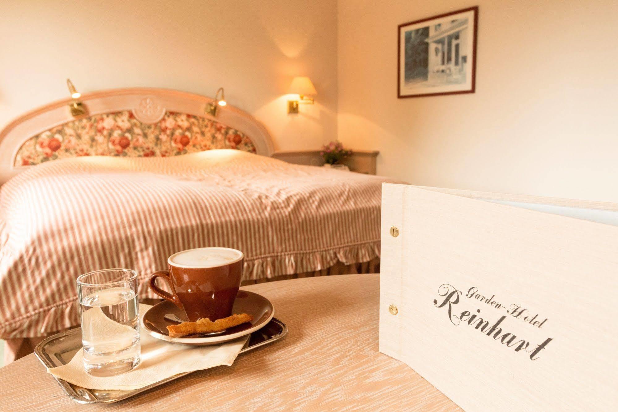 Garden-Hotel Reinhart พรีนอัมคิมซี ภายนอก รูปภาพ